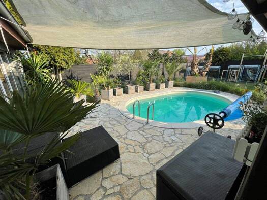 Einfamilienhaus zum Kauf 550.000 € 520 m² 935 m² Grundstück Mellingen 99441