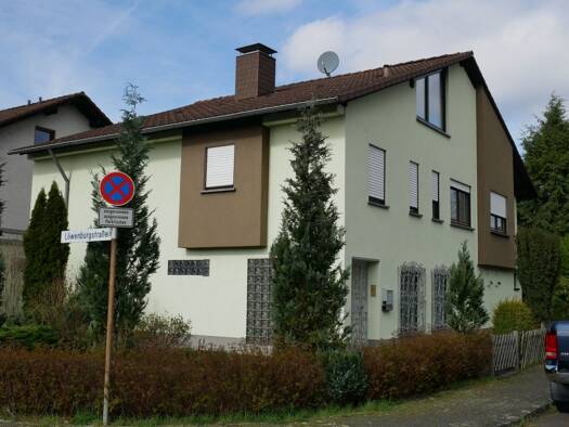 Einfamilienhaus zum Kauf 430.000 € 5 Zimmer 277 m² 631 m² Grundstück frei ab sofort Löwenburgstraße 10 Unkel 53572