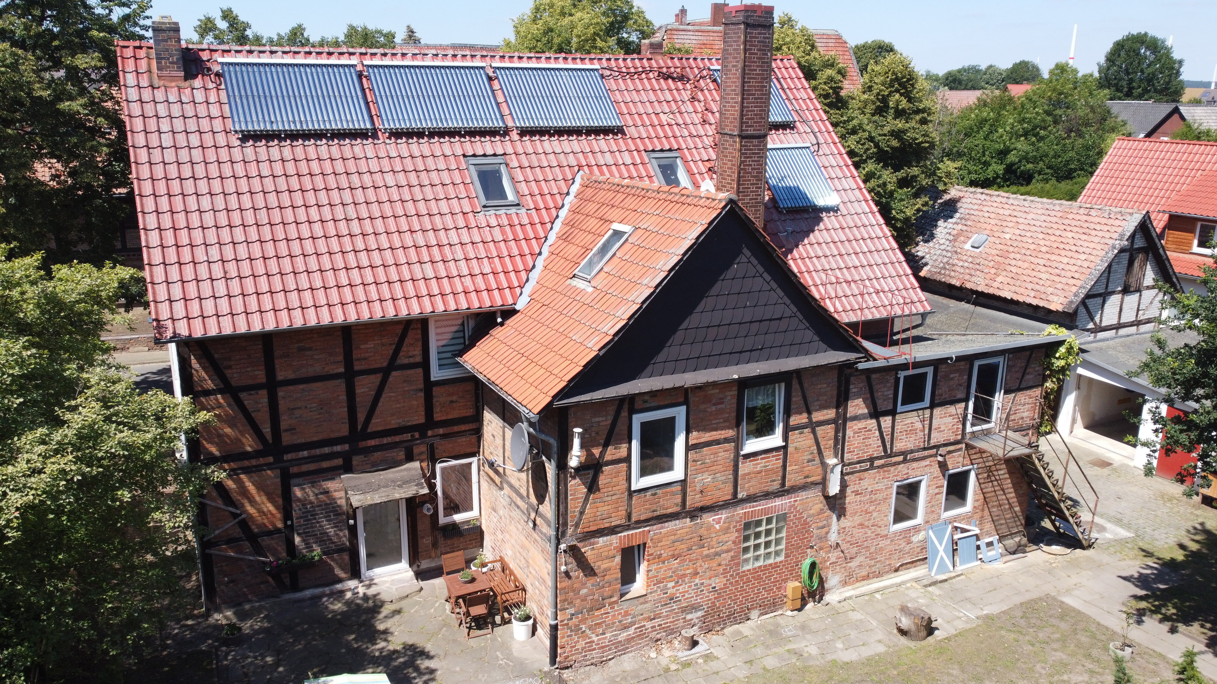 Einfamilienhaus zum Kauf 199.000 € 11 Zimmer 260 m²<br/>Wohnfläche 761 m²<br/>Grundstück Hauptstraße 35 Lengde Goslar 38690