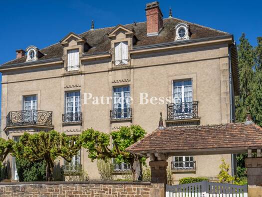 Reihenmittelhaus zum Kauf 350.000 € 12 Zimmer 344 m² Centre-Hôtel de Ville Limoges 87000