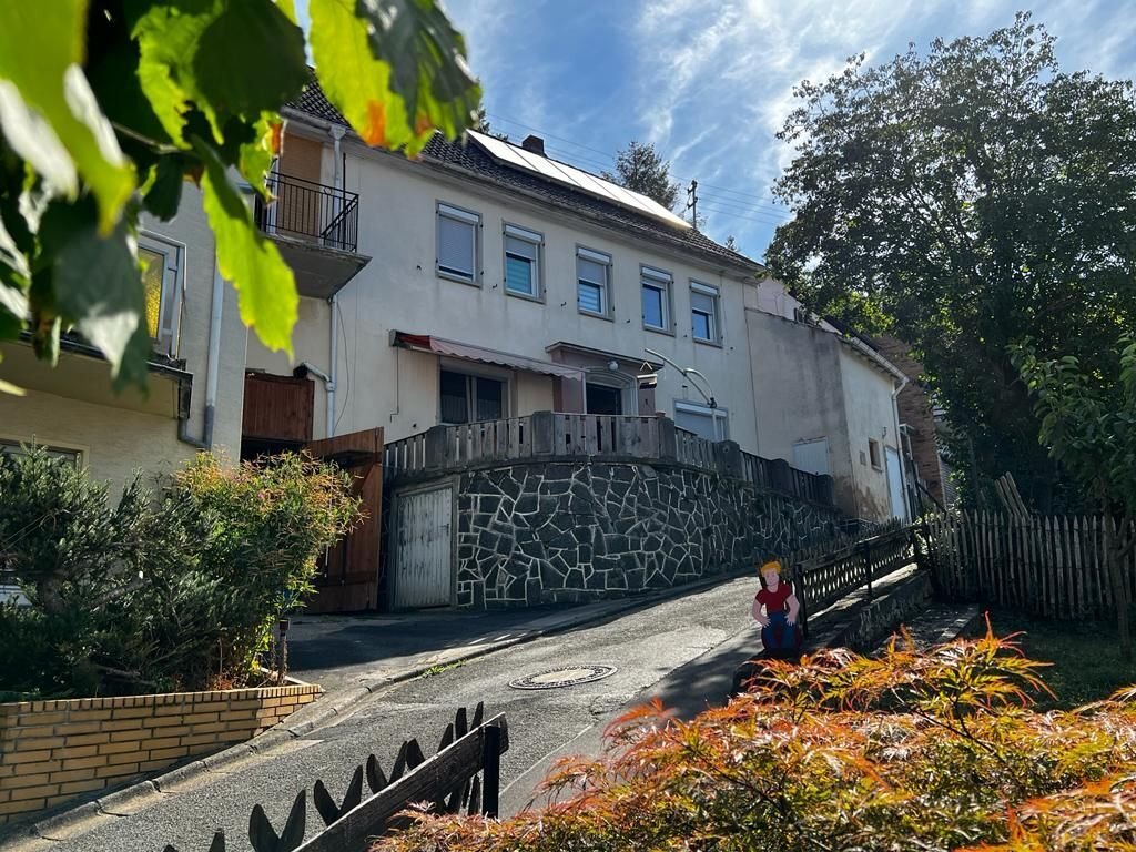 Einfamilienhaus zum Kauf 175.000 € 8 Zimmer 225 m²<br/>Wohnfläche 550 m²<br/>Grundstück Adenbach 67742