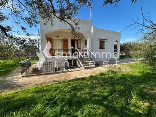 Einfamilienhaus zum Kauf 305.000 € 3 Zimmer 96 m² 1.400 m² Grundstück Hora, Egina 180 10