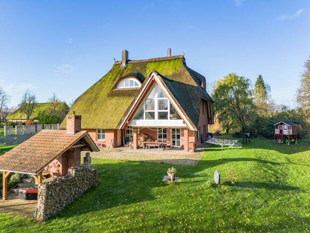 Einfamilienhaus zum Kauf 895.000 € 7 Zimmer 309,6 m² 2.492 m² Grundstück Bantin Zarrentin am Schaalsee 19246
