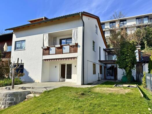Doppelhaushälfte zum Kauf 499.000 € 6 Zimmer 211 m² 477 m² Grundstück Deggendorf Deggendorf 94469