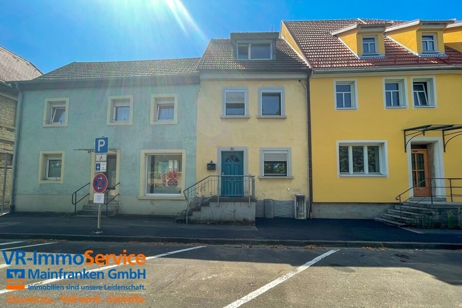 Reihenmittelhaus zum Kauf 149.000 € 4,5 Zimmer 114 m²<br/>Wohnfläche 50 m²<br/>Grundstück Ochsenfurt Ochsenfurt 97199