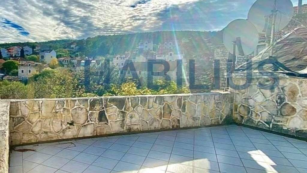 Haus zum Kauf 453.000 € 4 Zimmer 200 m² Supetar