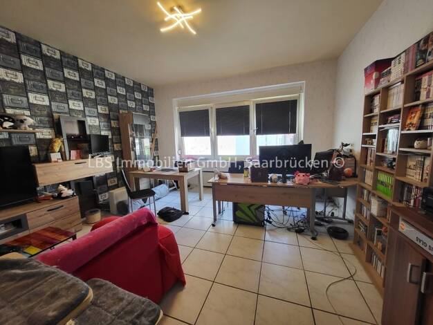 Wohnung zum Kauf 69.000 € 3 Zimmer 75 m² frei ab sofort Innenstadt Neunkirchen 66539