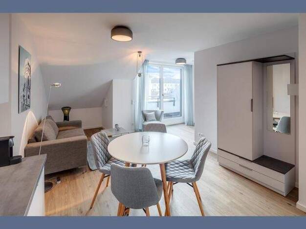 Wohnung zur Miete Wohnen auf Zeit 1.900 € 2 Zimmer 51 m² frei ab 15.04.2026 Milbertshofen-Am Hart München 80809