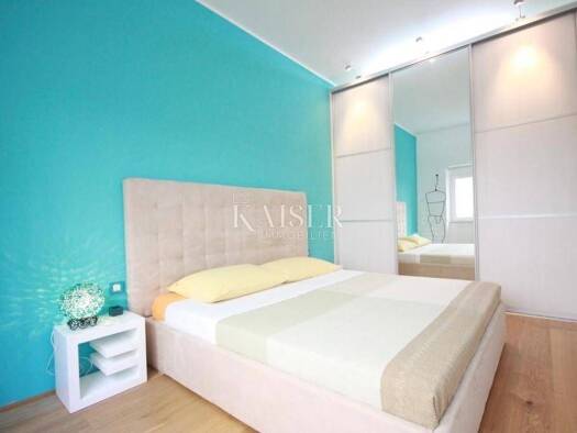 Wohnung zur Miete 1.000 € 2 Zimmer 53 m² Geschoss 1/2 Opatija - Centar, Opatija Opatija 51410