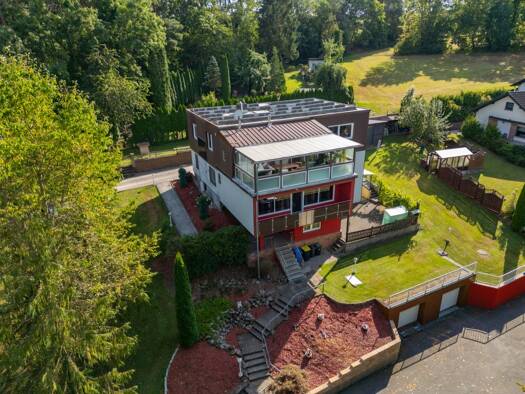 Einfamilienhaus zum Kauf 449.000 € 8 Zimmer 234 m² 923 m² Grundstück frei ab 01.03.2026 Neukirchen 34626