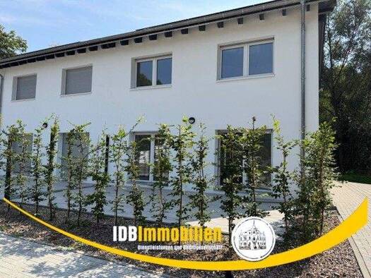 Doppelhaushälfte zur Miete - Erstbezug 1.100 € 4 Zimmer 114 m² frei ab 01.08.2026 Talstraße Reinsberg 09629