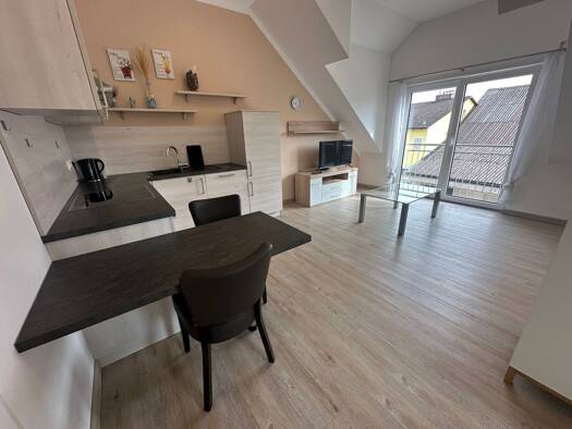 Wohnung zur Miete 600 € 1 Zimmer 42 m² Geschoss 2/2 frei ab sofort Bahnhofstraße 30 a Schwabach 91126