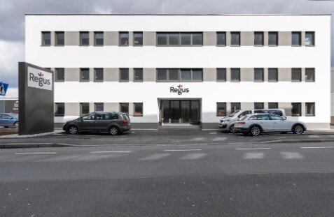 Bürofläche zur Miete 300 m²<br/>Bürofläche ab 10 m²<br/>Teilbarkeit Maxglan Salzburg 5020