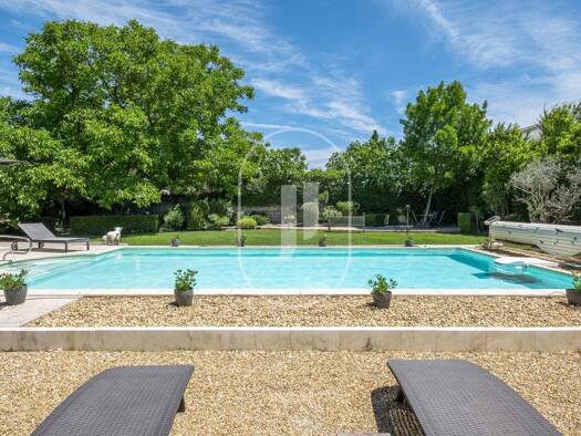 Haus zum Kauf 1.810.000 € 358 m² 1.559 m² Grundstück Secteur Sud Pernes-les-Fontaines 84210