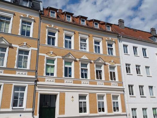 Mehrfamilienhaus zum Kauf 259.000 € 10 Zimmer 253 m² 430 m² Grundstück Südvorstadt Plauen 08527