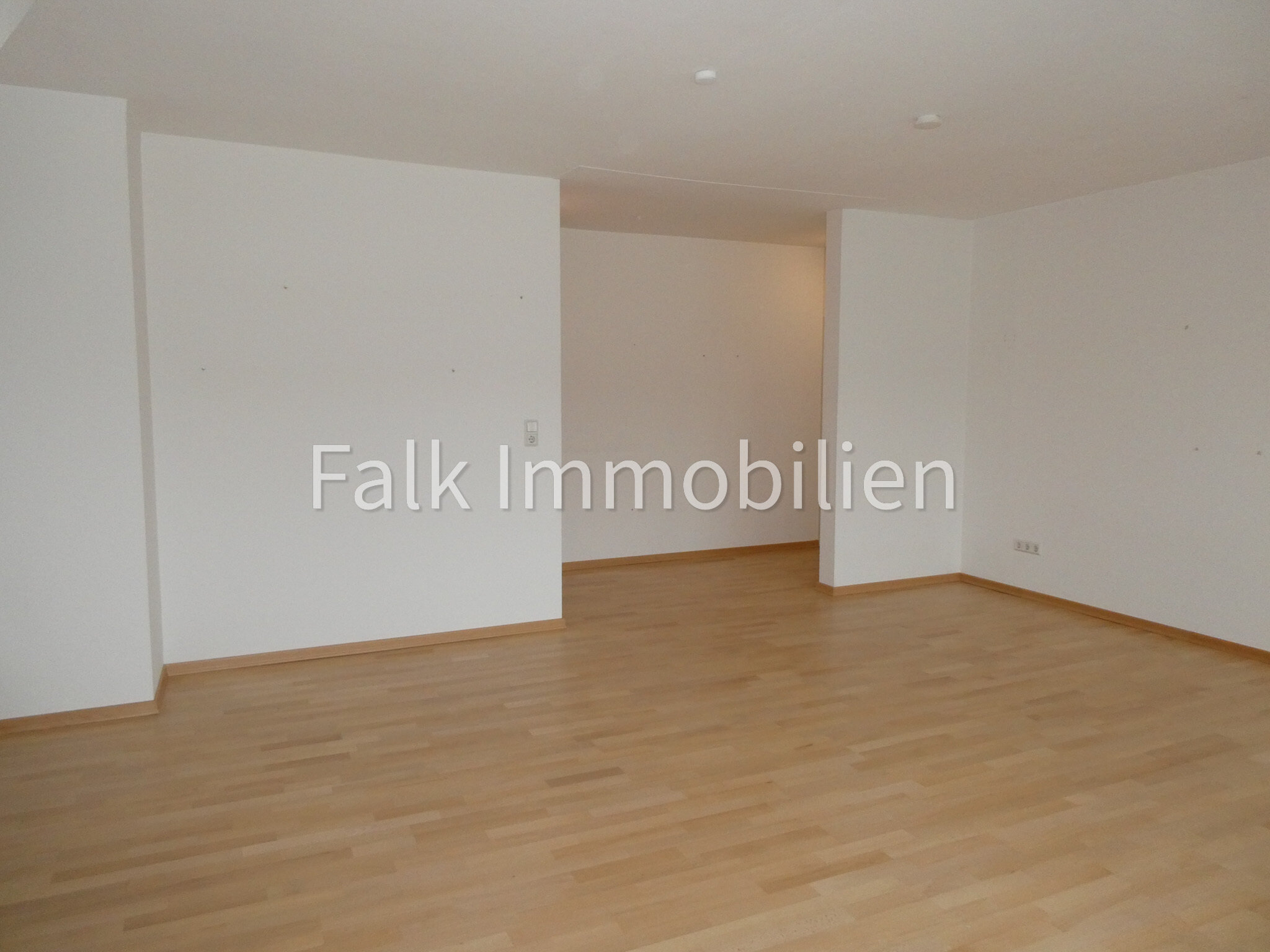 Wohnung zur Miete 950 € 3 Zimmer 94 m²<br/>Wohnfläche 3.<br/>Geschoss Rheinau - Süd Mannheim 68219