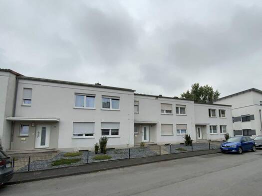 Reihenendhaus zum Kauf 300.000 € 6 Zimmer 149 m² 1.702 m² Grundstück Schloß Neuhaus Paderborn / Schloß Neuhaus 33104