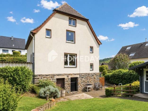 Mehrfamilienhaus zum Kauf 175.000 € 4 Zimmer 130 m² 941 m² Grundstück Wennemen Meschede 59872