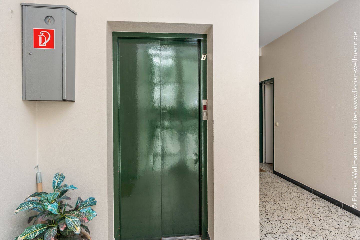 Property thumbnail 3