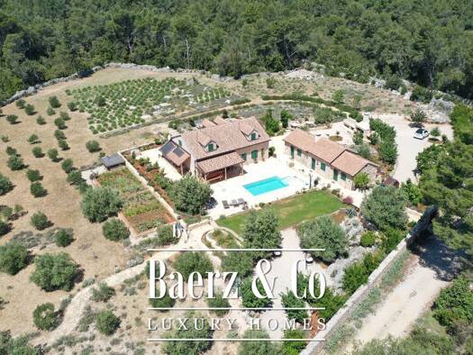Villa zum Kauf 3.650.000 € 5 Zimmer 300 m² 8.500 m² Grundstück Stari Grad