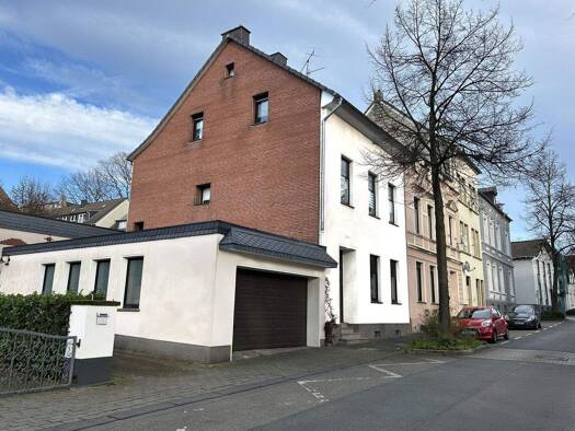 Reihenendhaus zum Kauf 335.000 € 7 Zimmer 145 m² 231 m² Grundstück Solingen-Mitte Solingen 42655