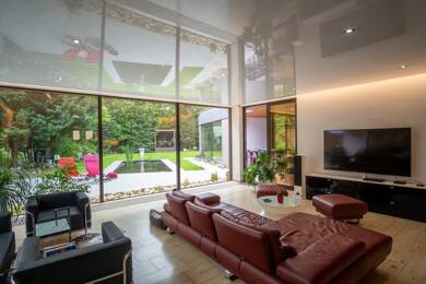 Villa zum Kauf 1.150.000 € 6 Zimmer 220 m² 1.148 m² Grundstück Limburgerhof 67117