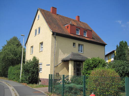 Wohnung zur Miete 490 € 3 Zimmer 70 m² 1. Geschoss frei ab 01.12.2026 Friedrich-Ludwig-Jahn-Straße 8 Oberlind Sonneberg 96515