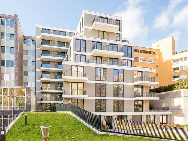 Wohnung zur Miete 2.150 € 2 Zimmer 88 m² 3. Geschoss frei ab sofort Nürnberger Straße 68 Schöneberg Berlin 10787