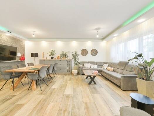 Mehrfamilienhaus zum Kauf 1.050.000 € 10 Zimmer 230 m² 2.568 m² Grundstück Werl Werl 59457