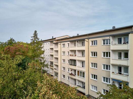 Wohnung zur Miete 381 € 4 Zimmer 69,3 m² 4. Geschoss Daimlerstraße 9 Löbau 02708