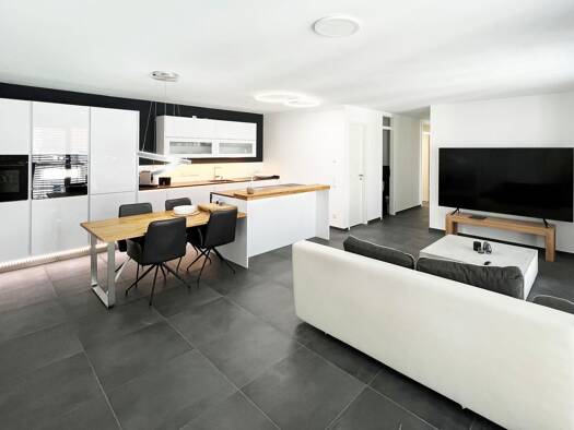 Wohnung zur Miete 1.200 € 3,5 Zimmer 86 m² Geschoss 2/3 frei ab 01.09.2026 Ochsenhausen Ochsenhausen 88416