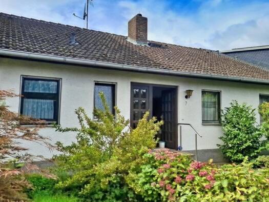 Reihenmittelhaus zum Kauf 460.000 € 4 Zimmer 113 m² 598 m² Grundstück frei ab sofort Astheim Trebur 65468