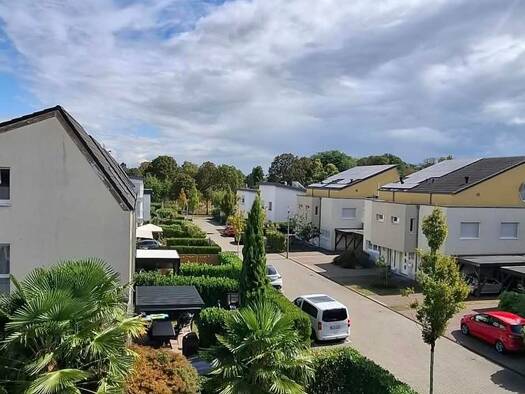 Maisonette zum Kauf 379.000 € 3 Zimmer 96,8 m² 1. Geschoss Am Bahnhof 94 Wahn Porz 51147