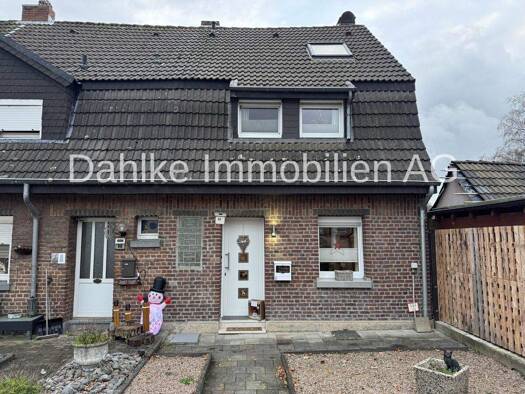 Reihenendhaus zum Kauf 185.000 € 3 Zimmer 78 m² 330 m² Grundstück Schaufenberg Hückelhoven / Schaufenberg 41836