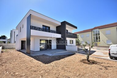 Haus zum Kauf 380.000 € 5 Zimmer 125 m² Vodice center