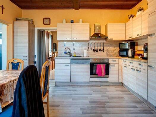 Einfamilienhaus zum Kauf 385.000 € 3 Zimmer 1.260 m² Grundstück Gänserndorf 2230