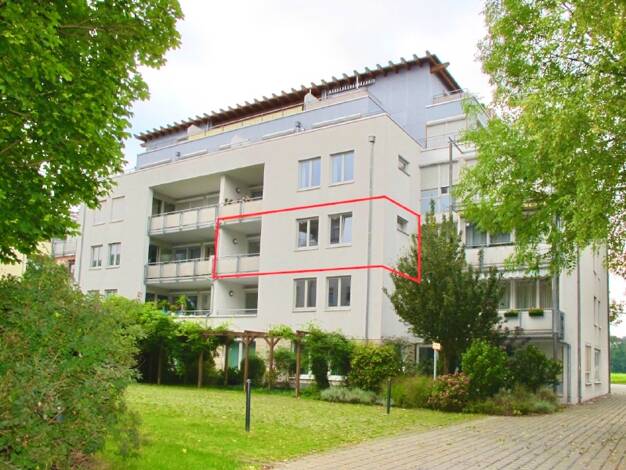 Wohnung zur Miete 750 € 2 Zimmer 77 m² frei ab 01.08.2025 Dresden 01307