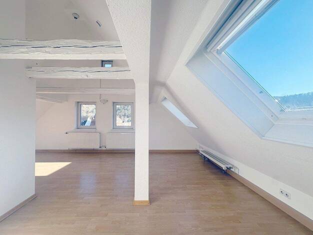 Wohnung zur Miete 974 € 2 Zimmer 59 m² Ost Stuttgart 70186