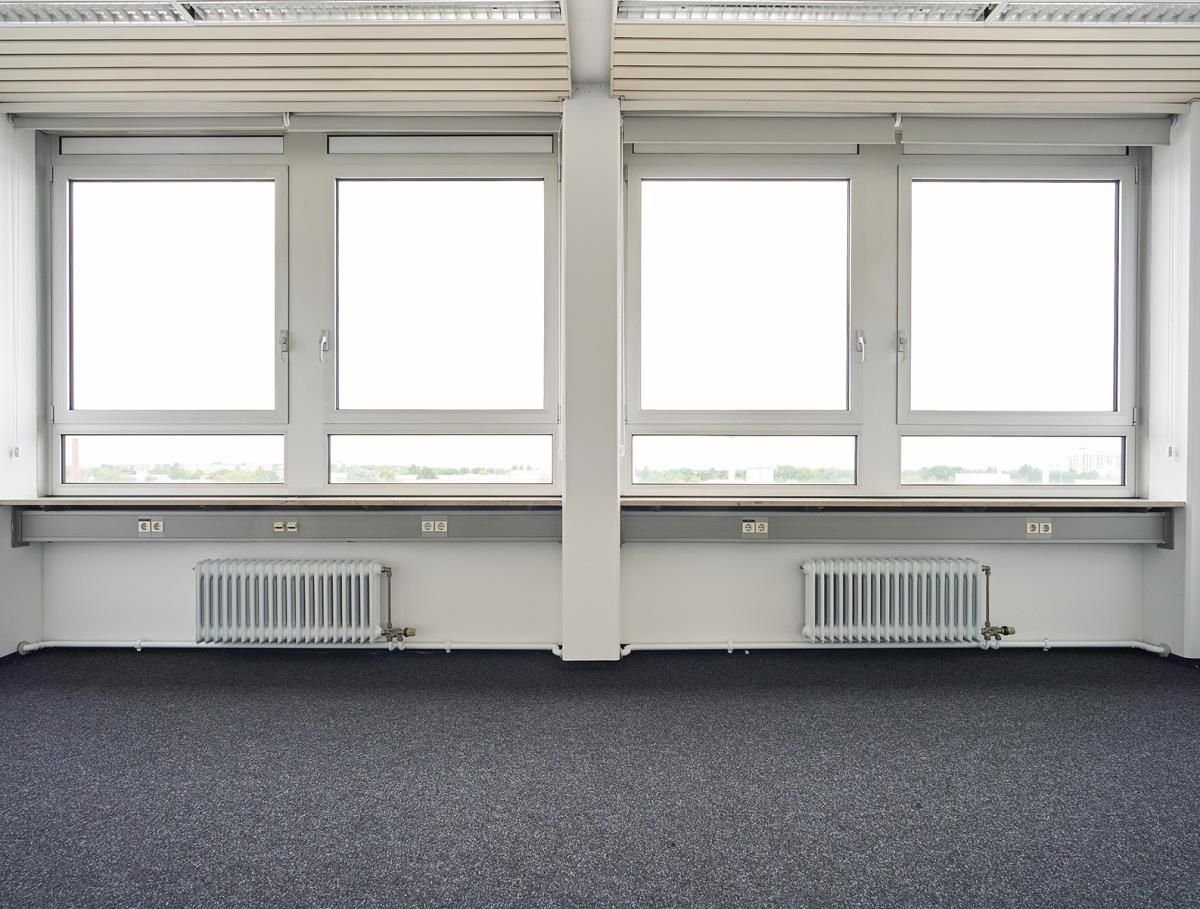 Bürofläche zur Miete 704 € 18,7 m²<br/>Bürofläche ab 18,7 m²<br/>Teilbarkeit Brunhamstraße 21 Aubing-Süd München 81249