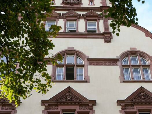 Maisonette zur Miete 1.525 € 3 Zimmer 109 m² frei ab 01.10.2026 Gerichtsstraße 2 Wiesbaden Mitte 65185