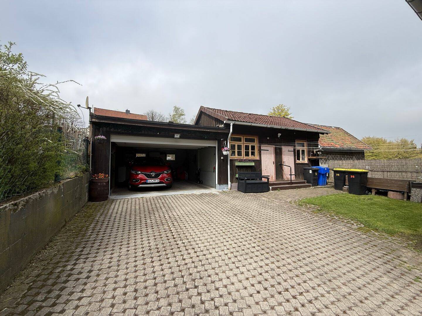 Einfamilienhaus zum Kauf - Mehr