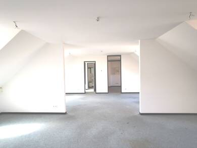 Bürofläche zur Miete 7,50 € 4 Zimmer 75,8 m² Bürofläche Alter Steinweg 5 Innenstadt Zwickau 08056