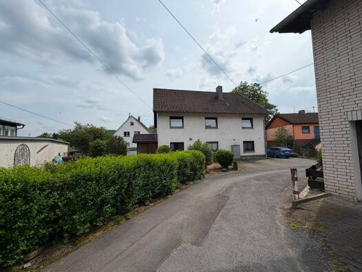 Wohnung zur Miete 700 € 4 Zimmer 100 m² Geschoss EG/2 frei ab 01.01.2027 Wilberhofen Windeck 51570