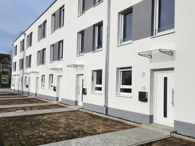 Reihenmittelhaus zur Miete - Erstbezug 1.593 € 4,5 Zimmer 118 m² 273 m² Grundstück Friedhofsallee 4-8 Seelhorst Hannover / Seelhorst 30519