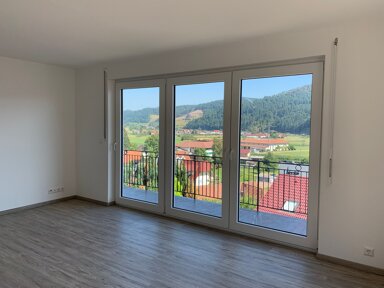 Wohnung zur Miete 950 € 4 Zimmer 113,3 m² EG frei ab 01.01.2025 Rebgartenstr. 6 Fischerbach 77716