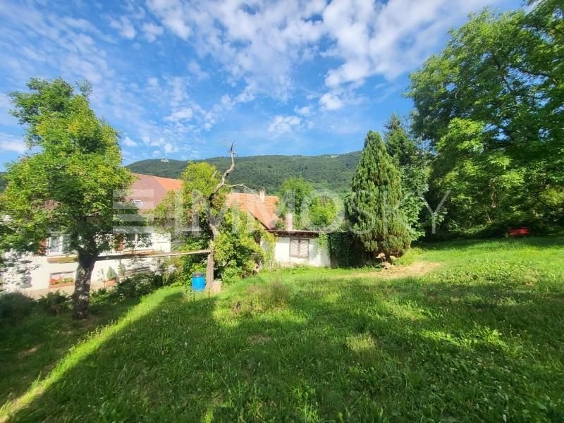 Einfamilienhaus zum Kauf 449.000 € 6 Zimmer 150 m²<br/>Wohnfläche 1.237 m²<br/>Grundstück Glems Metzingen 72555