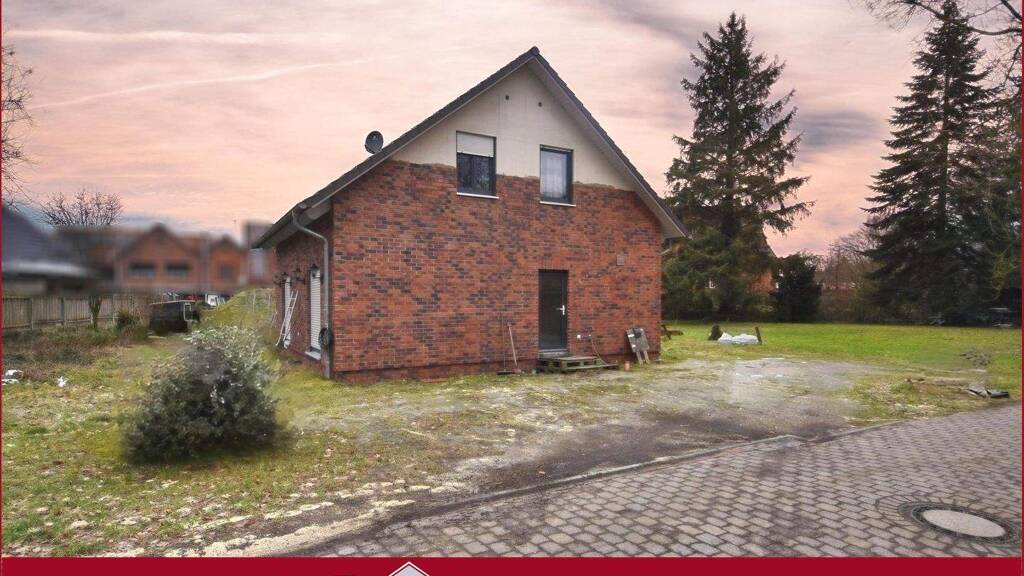 Einfamilienhaus zum Kauf 349.000 € 5 Zimmer 130 m² 904 m² Grundstück Strackholt Großefehn 26629