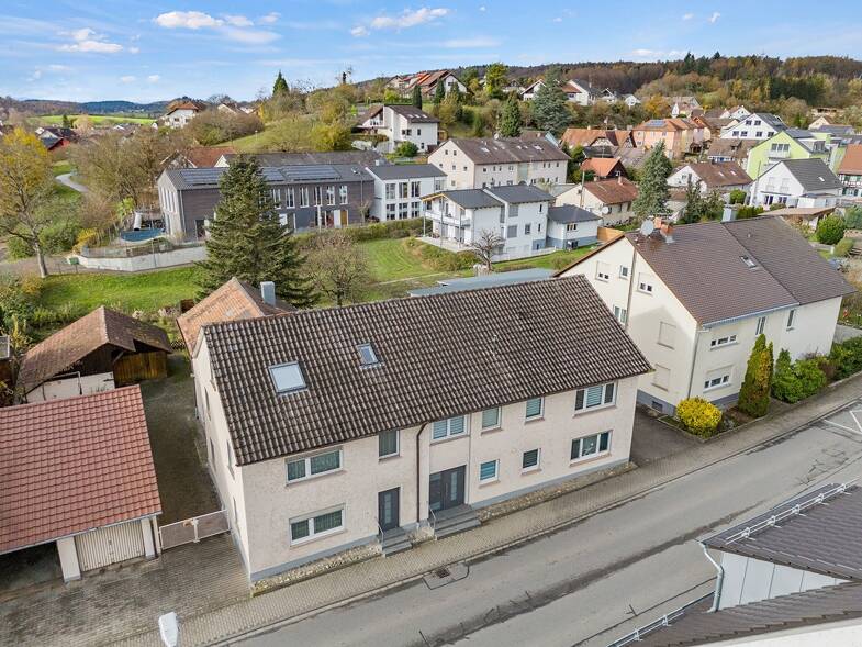 Mehrfamilienhaus zum Kauf 1.199.000 € 10 Zimmer 368,1 m² 810 m² Grundstück Dettingen Konstanz 78465