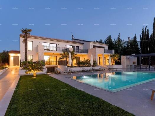 Haus zum Kauf 1.999.000 € 683 m² Luka