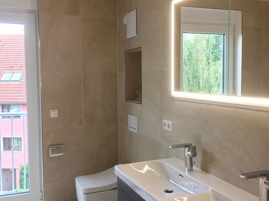 Terrassenwohnung zur Miete 1.950 € 3,5 Zimmer 158,6 m² Geschoss 2/3 frei ab sofort Schwalbenstraße 21 Zirndorf 90513